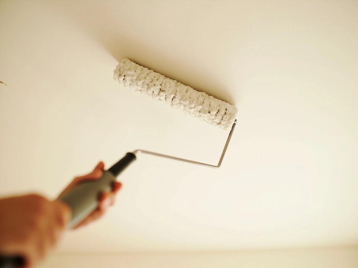 Step 4 of How to Paint a Ceiling Without Streaks or Roller Marks: Roll the Ceiling in W-Pattern, 3-Foot Squares